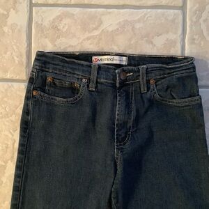 Vitamina Jeans Concept Product